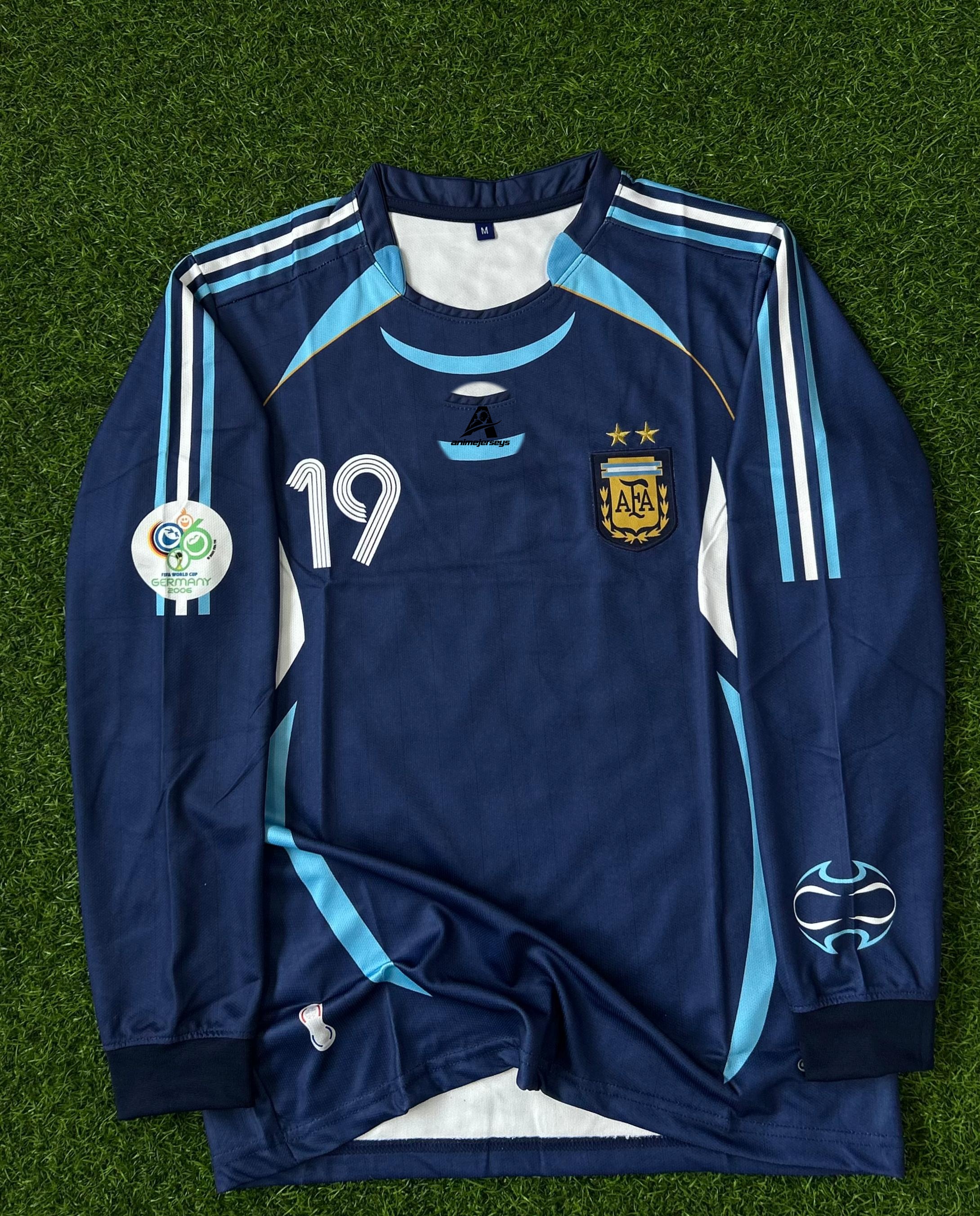 ARGENTINA 2006 WORLD CUP AWAY KIT .FULLSLEEVE EMBROIDERY