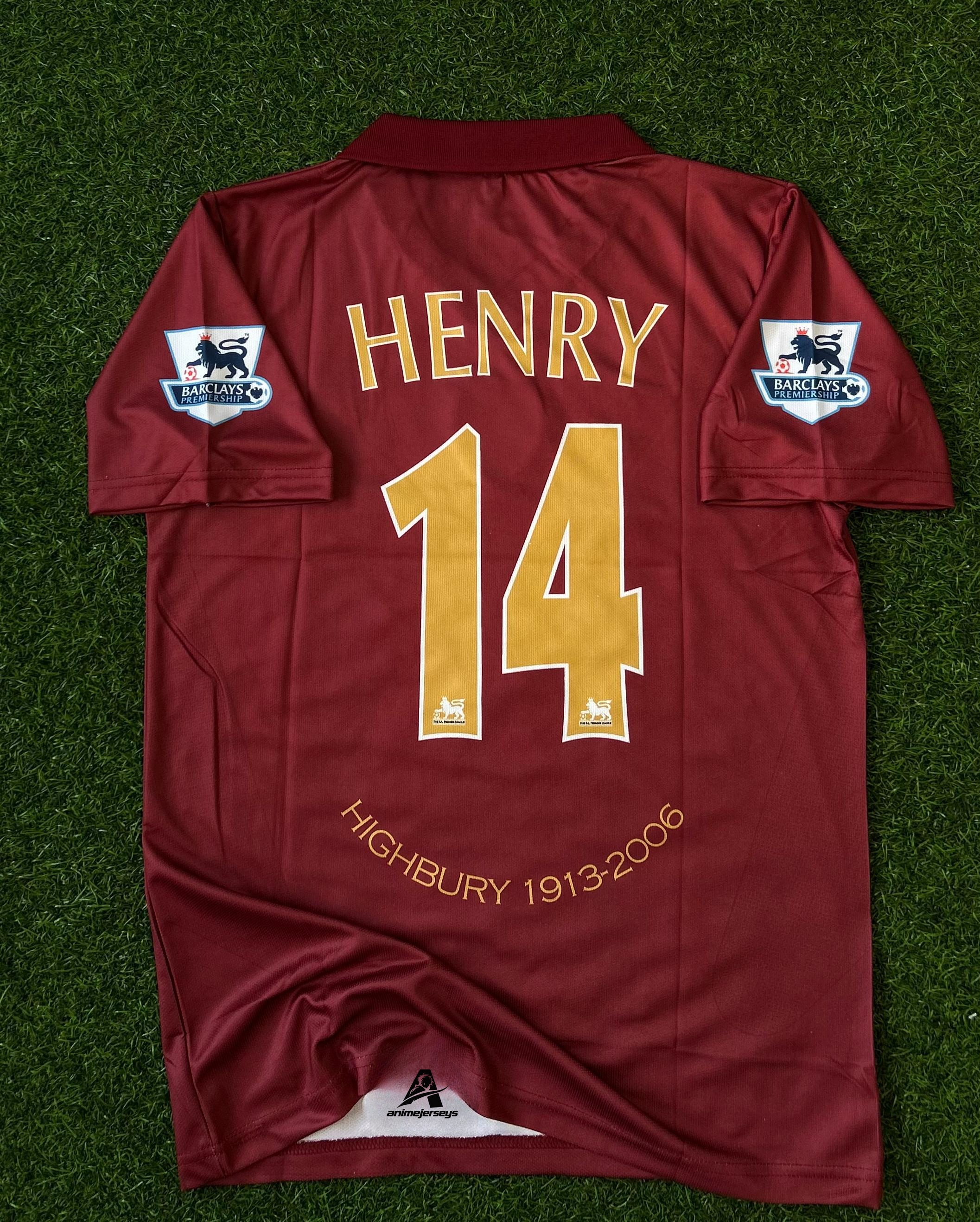 ARSENAL 2005-06 SEASON HOME KIT. HALFSLEEVE POLO EMBROIDERY