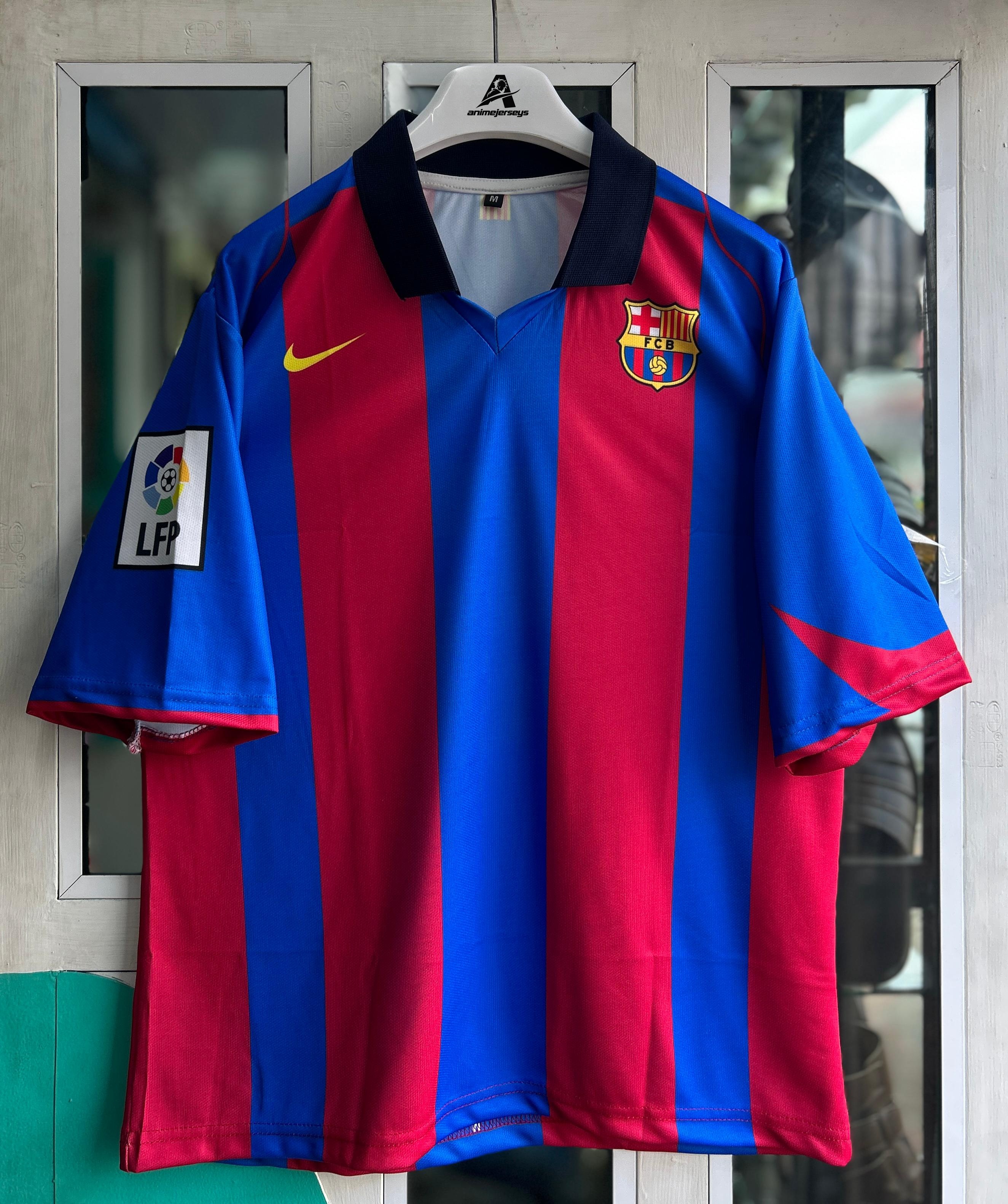 BARCELONA 2003-04 SEASON HOME. FIVESLEEVE POLO SUBLIMATION