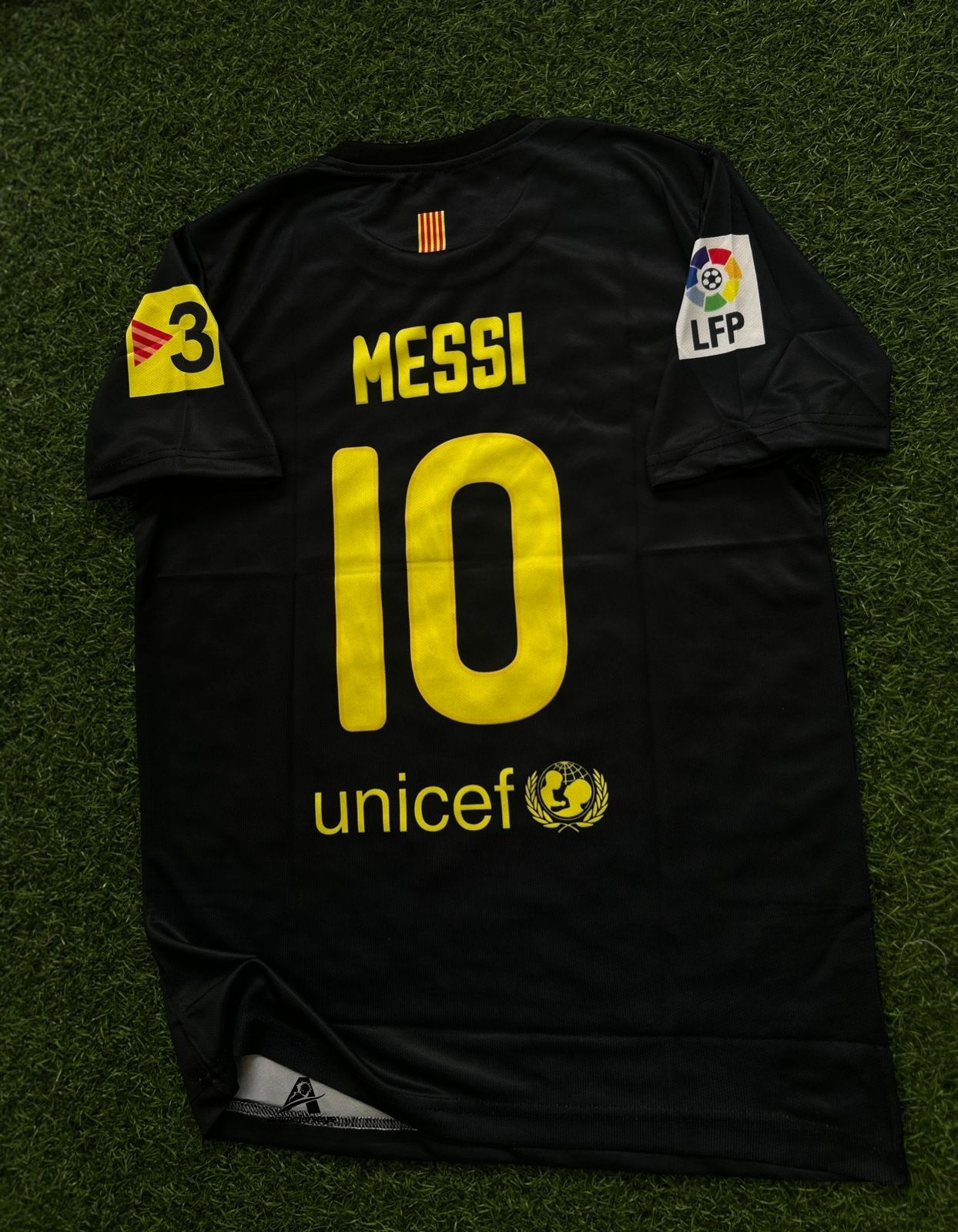 BARCELONA 2011-12 AWAY KIT, HALFSLEEVE SUBLIMATION