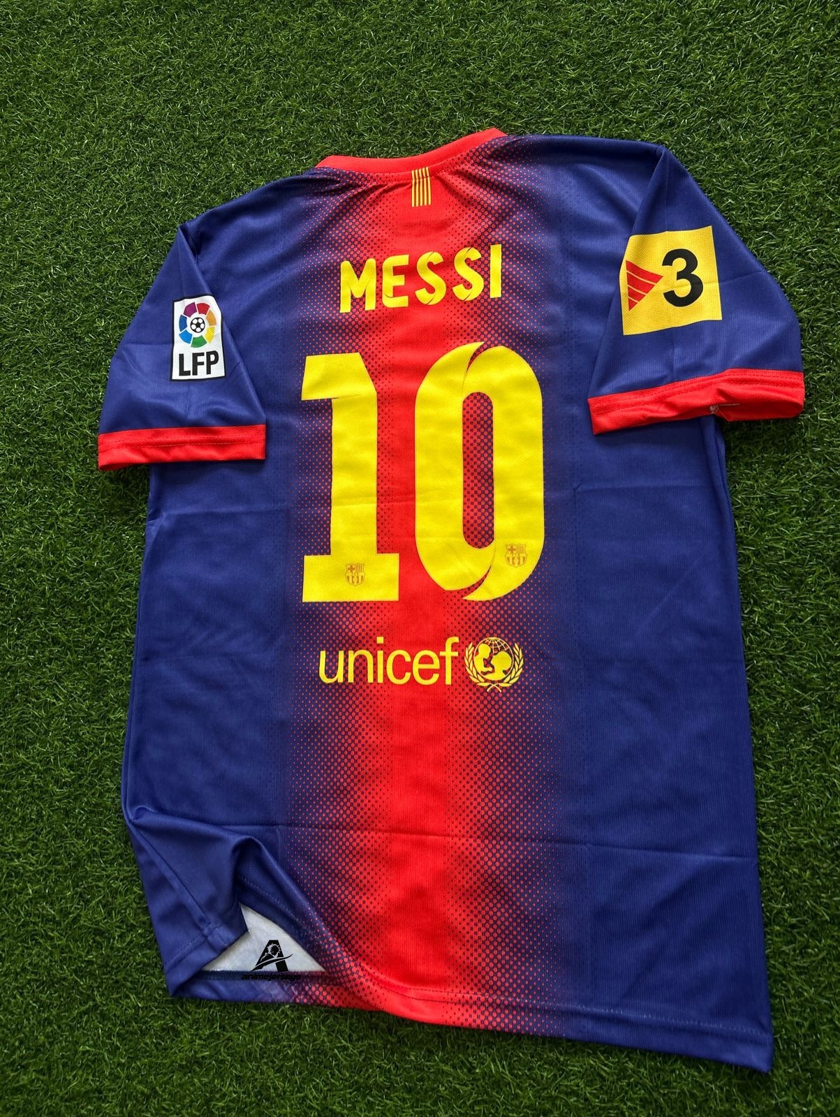 BARCELONA 2012-13 HOME KIT, HALFSLEEVE EMBROIDERY