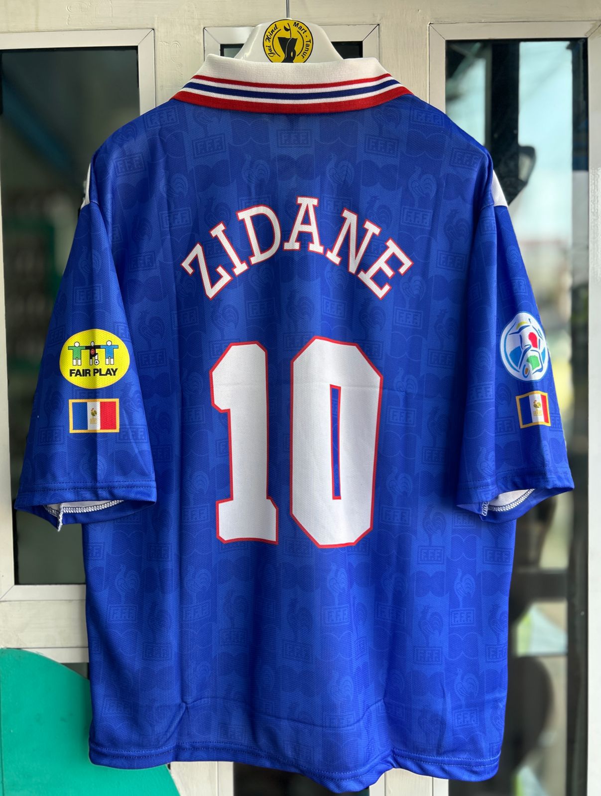 FRANCE  1996 HOME KIT, FIVESLEEVE POLO EMBROIDERY  (WITH ROPE )