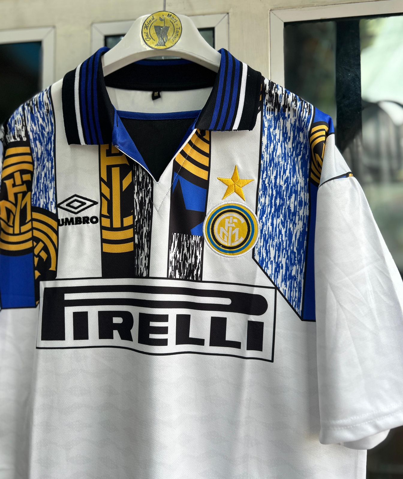 INTER MILAN 1995-96 AWAY KIT, FIVESLEEVE POLO EMBROIDERY
