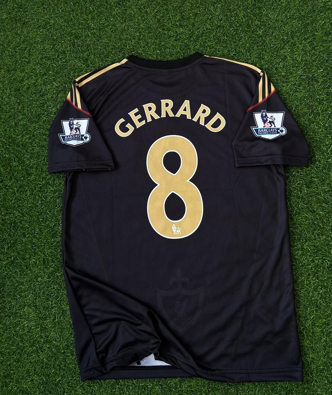 LIVERPOOL 2009-10 AWAY KIT, HALFSLEEVE EMBROIDERY