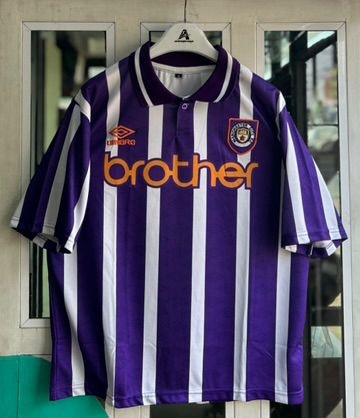 MAN CITY 1993-94 AWAY KIT, FIVESLEEVE POLO EMBROIDERY