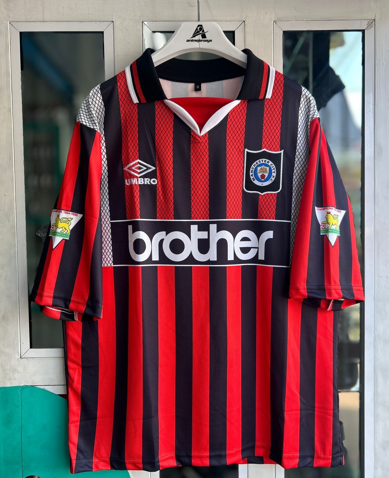 MAN CITY 1994-96 AWAY KIT, FIVESLEEVE POLO EMBROIDERY