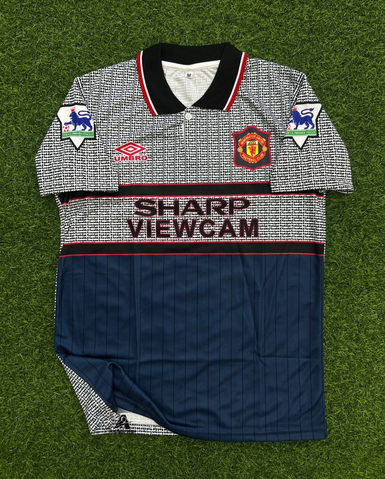 MAN UNITED 1995-96 AWAY KIT, HALFSLEEVE POLO SUBLIMATION