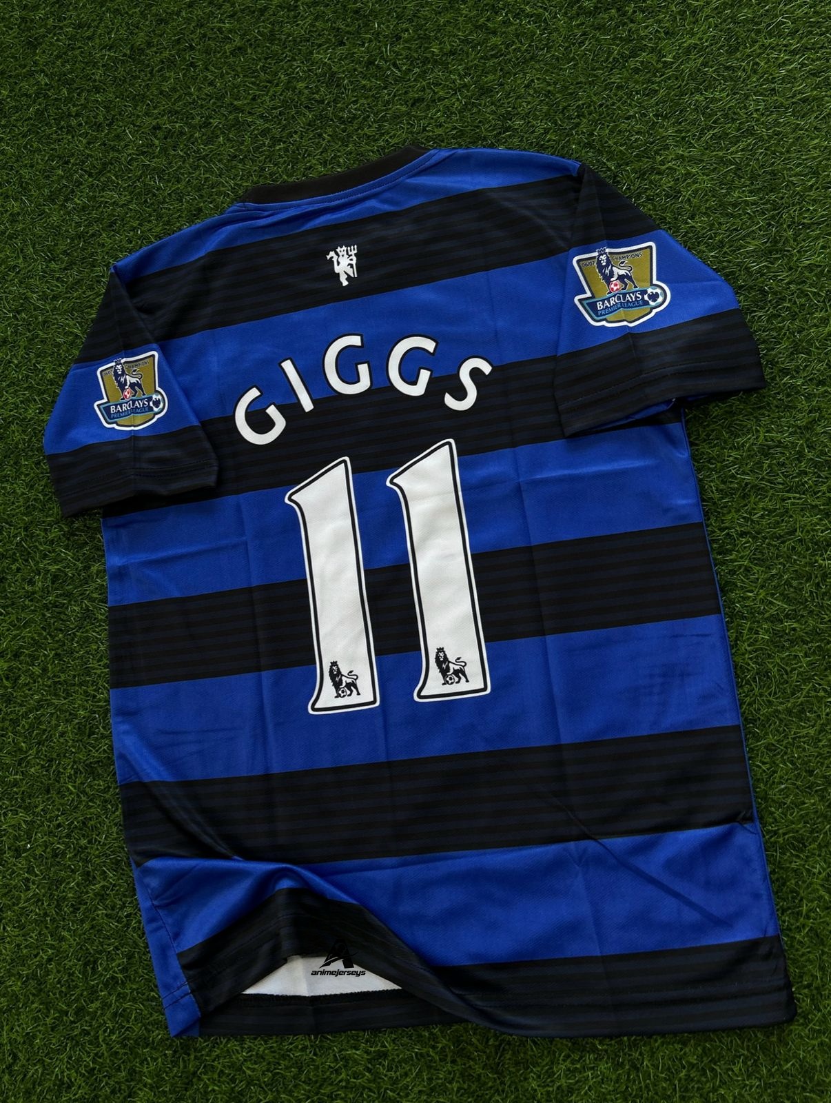 MAN UNITED 2011-12 AWAY KIT, HALFSLEEVE EMBROIDERY
