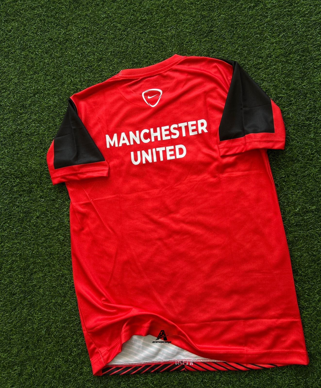 MAN UNITED 2014-15 PRE-MATCH TRAINING KIT, HALFSLEEVE EMBROIDERY