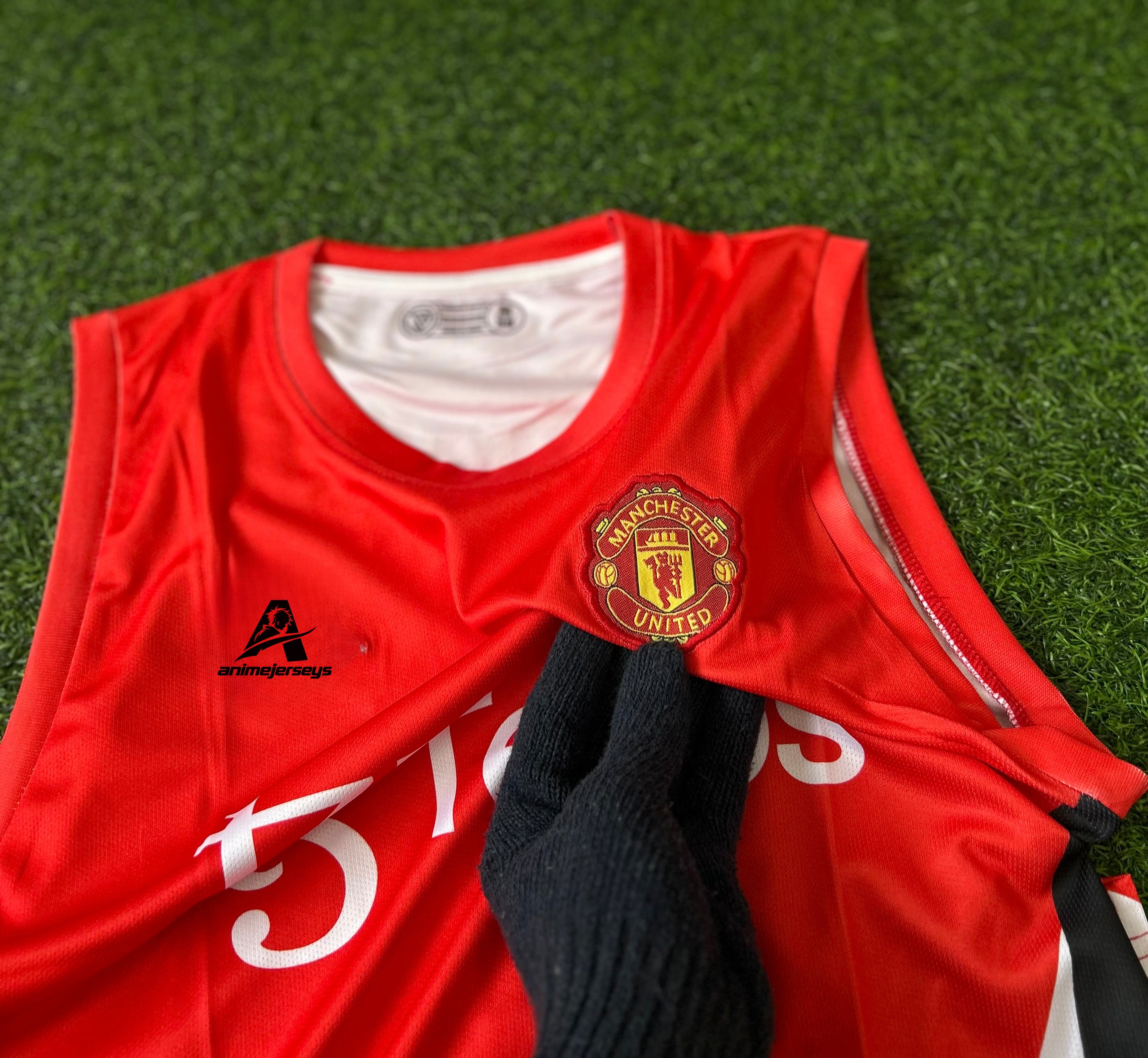 MAN UNITED TRAINING KIT, SLEEVELESS EMBROIDERY