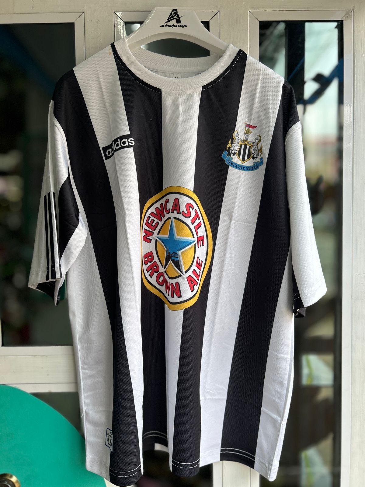 NEWCASTLE UNITED 1995-97 HOME KIT, FIVESLEEVE SUBLIMATION