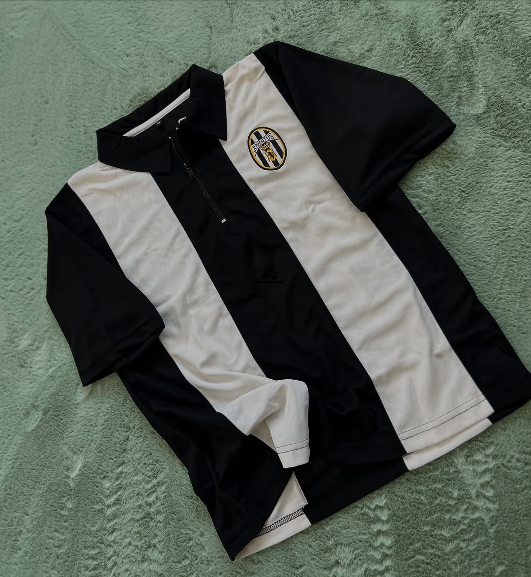 Premium Five-Sleeve T-Shirt