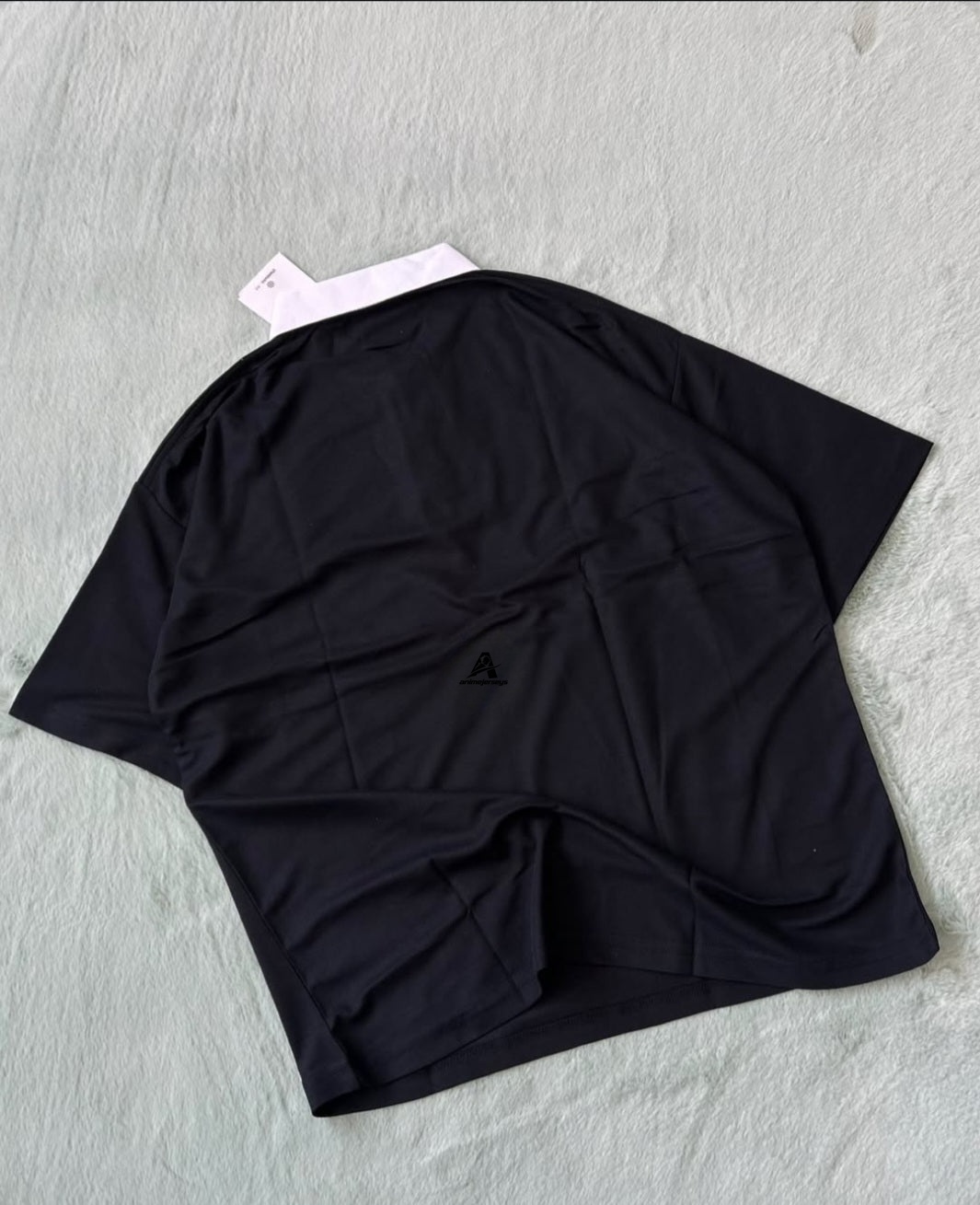 PREMIUM FIVESLEEVE T-SHIRT. BARCELONA