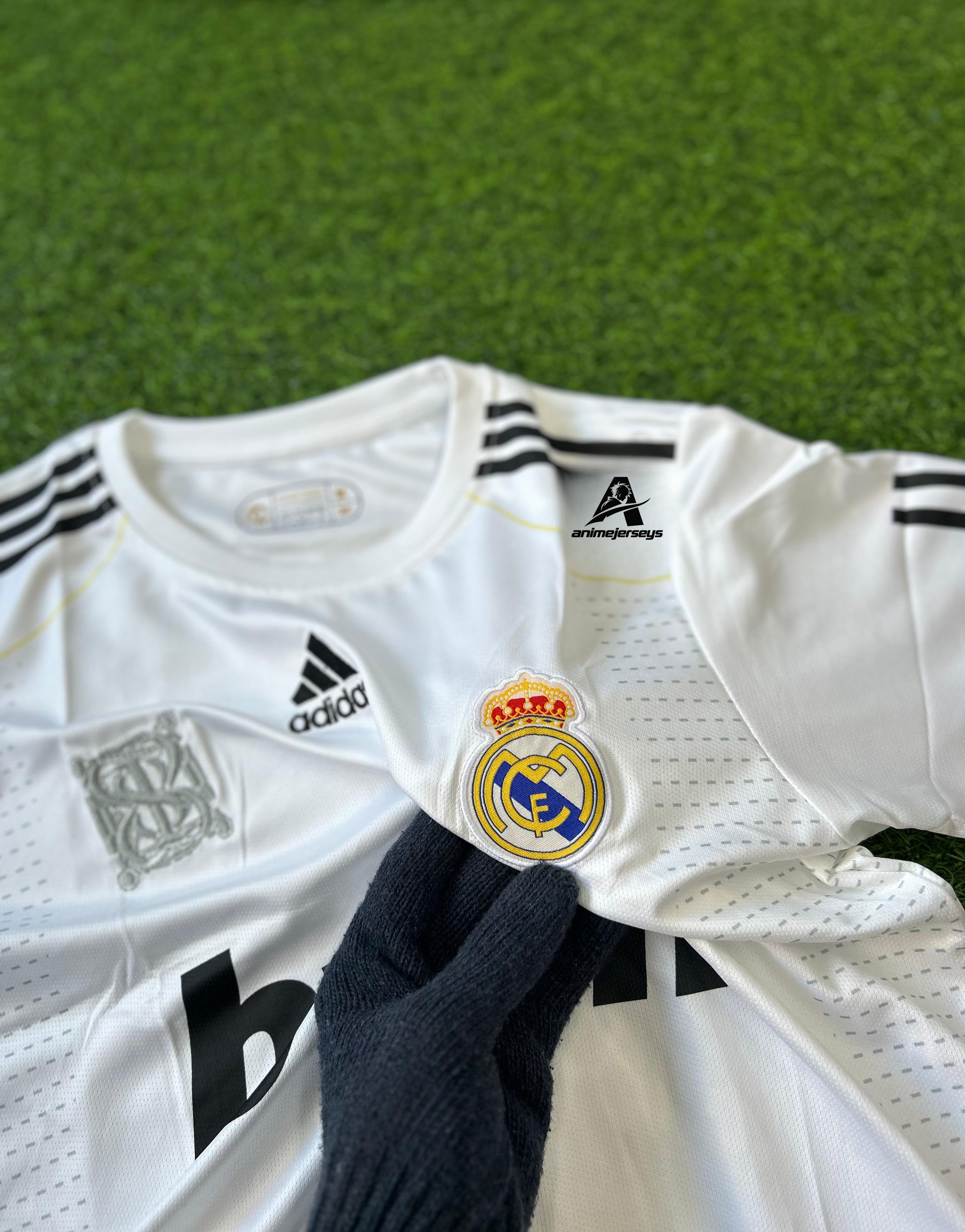 REAL MADRID 2009-10 HOME KIT, HALFSLEEVE EMBROIDERY