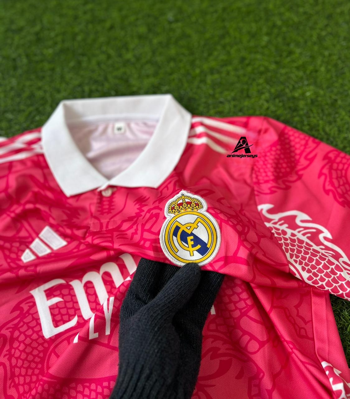 REAL MADRID PINK DRAGON SPECIAL EDITION . HALFSLEEVE POLO EMBROIDERY