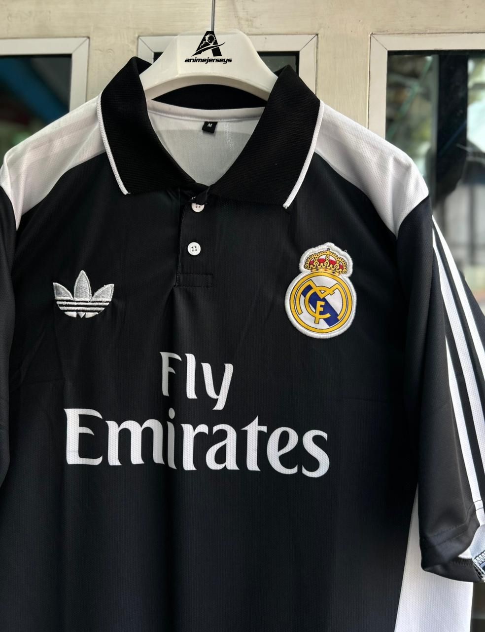 Real Madrid Special Edition – C. Ronaldo Five-Sleeve Embroidered Polo (Retro)