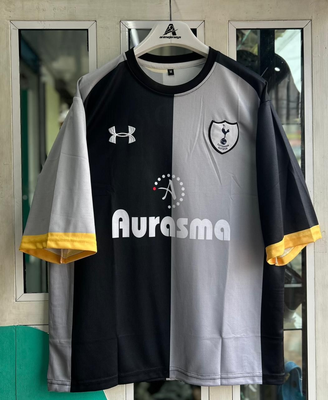 TOTTENHAM HOTSPUR 2012/13 THIRD KIT MODRIC FIVESLEEVE EMBROILDERY ROUNDNECK
